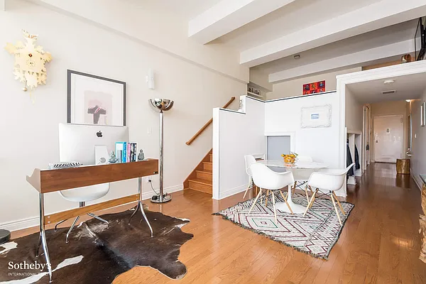 Sold by Sotheby's International Realty | media 17