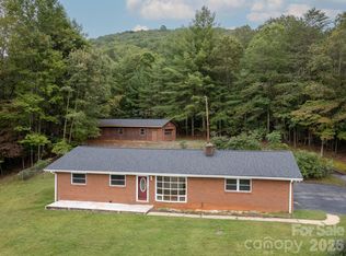 651 Case Cove Rd, Candler, NC 28715