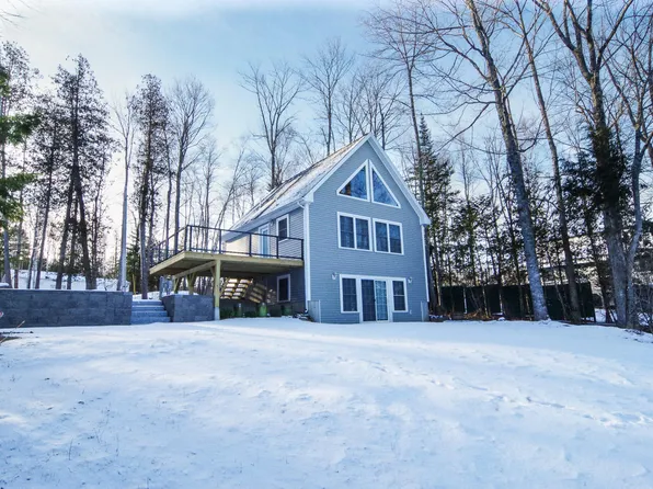677 Zions Hill Road, Dexter, ME 04930