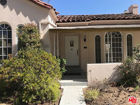 2nd image of 128 S La Peer Dr