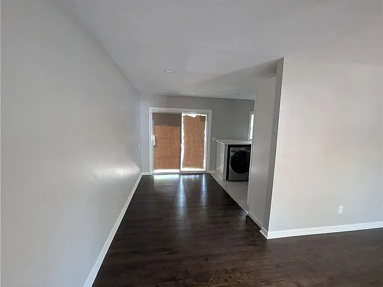 4308 Sheppard Dr — Photo 8