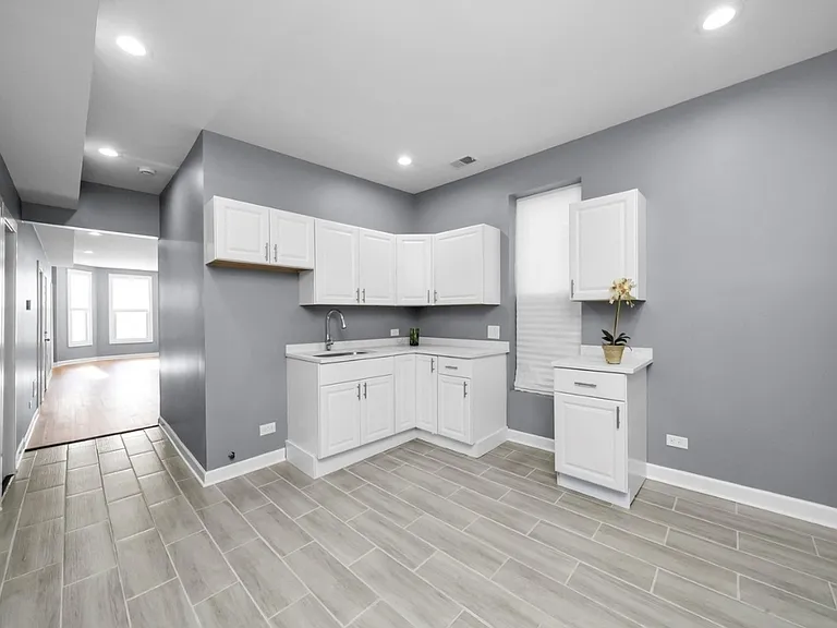 6403 S Justine St #2 — Photo 14