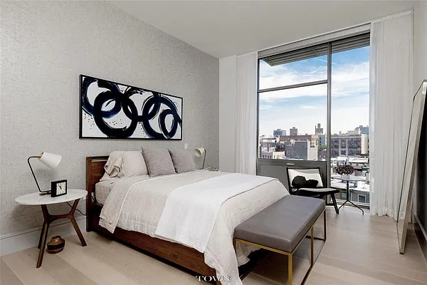 Sold by Compass | media 21