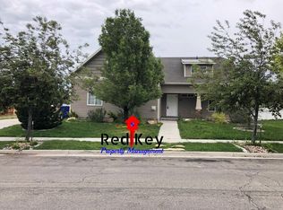 318 Durocher Ln, Tooele, UT 84074