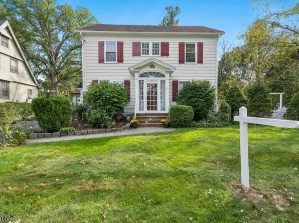 84 Kent Place Blvd, Summit City, NJ 07901