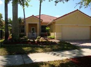 3700 Falcon Ridge Cir, Weston, FL 33331