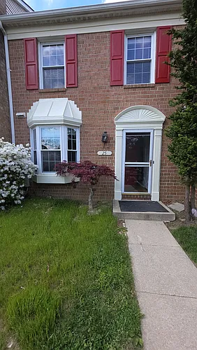 25 Hamlet Dr Photo 1