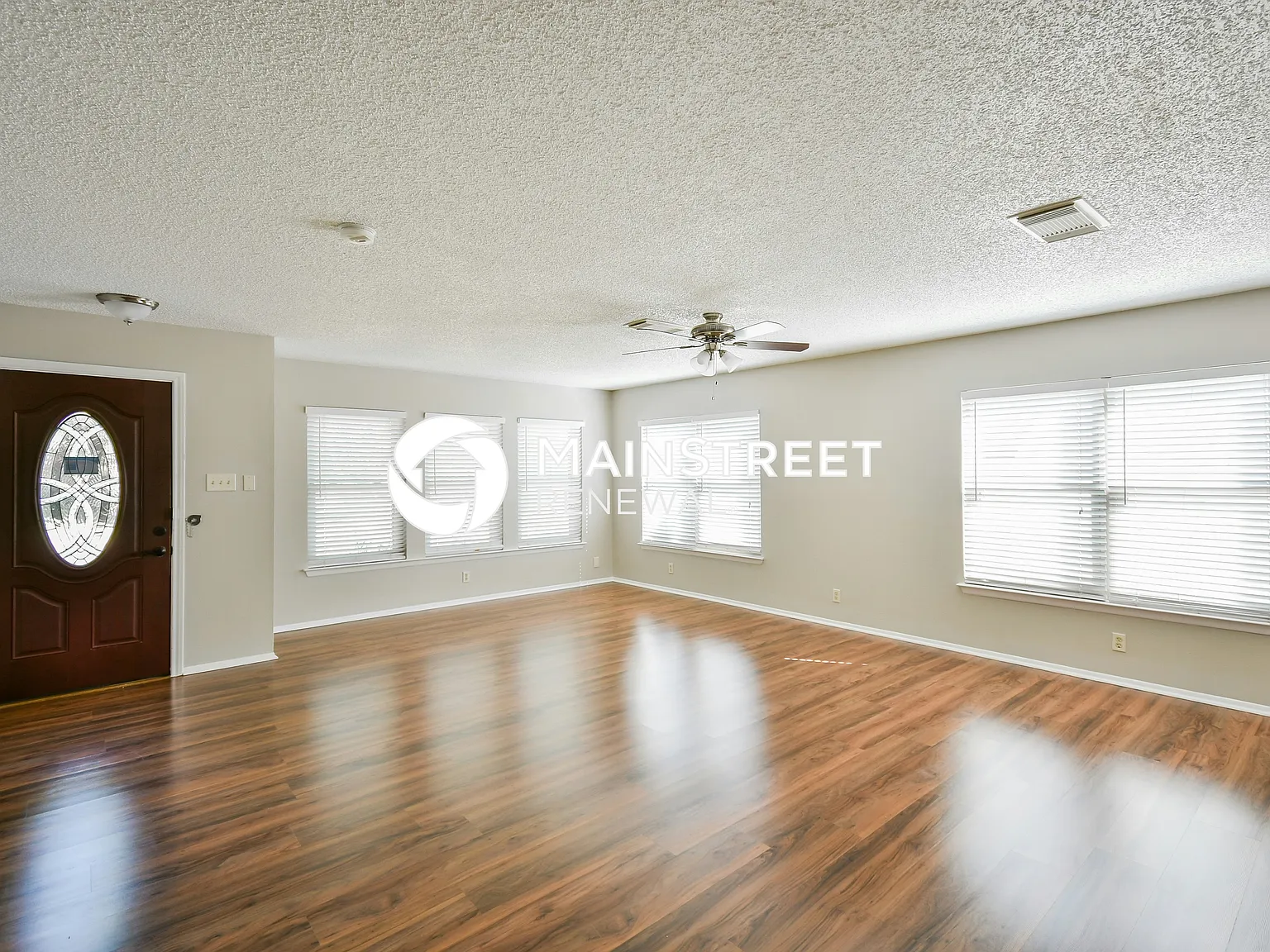 8403 Laurel Bend — Photo 4