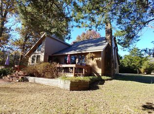 4820 Rollow Acres Dr, Chanute, KS 66720