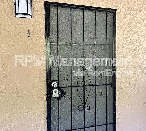 5th image of 17620 Burbank Blvd #1