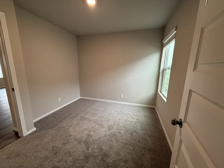 316 N Cattle Dr — Photo 6