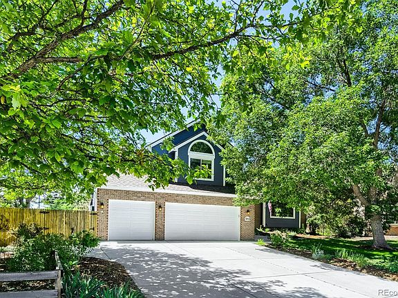 2nd image of 910 E 130th Drive