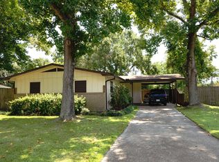 1916 10th St, Pascagoula, MS 39567