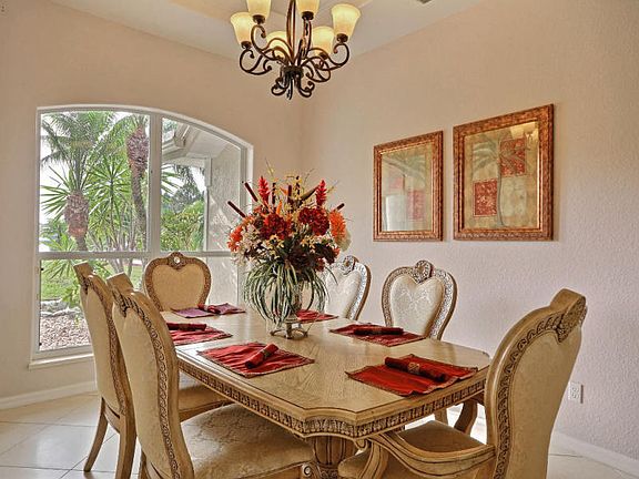 4th image of 7860 Saddlebrook Dr