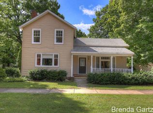 430 E Edgerton St, Howard City, MI 49329
