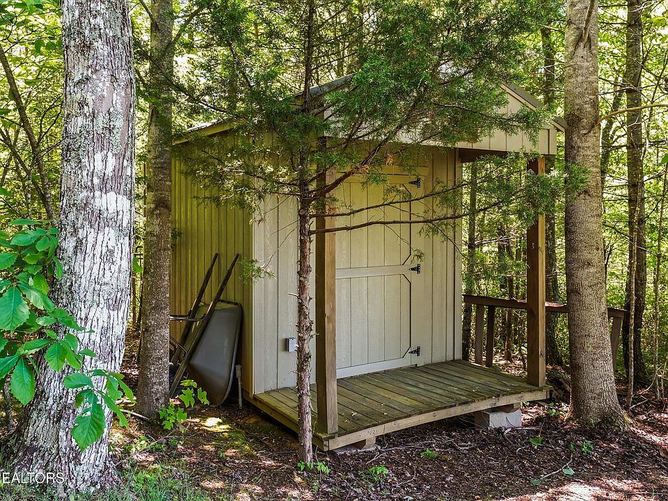 13th image of 2122 Dove Ridge Ln