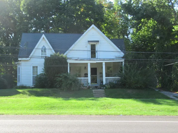 227 N Broadway St, Cassopolis, MI 49031