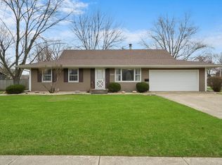 320 Boulder Hill Pass, Oswego, IL 60543