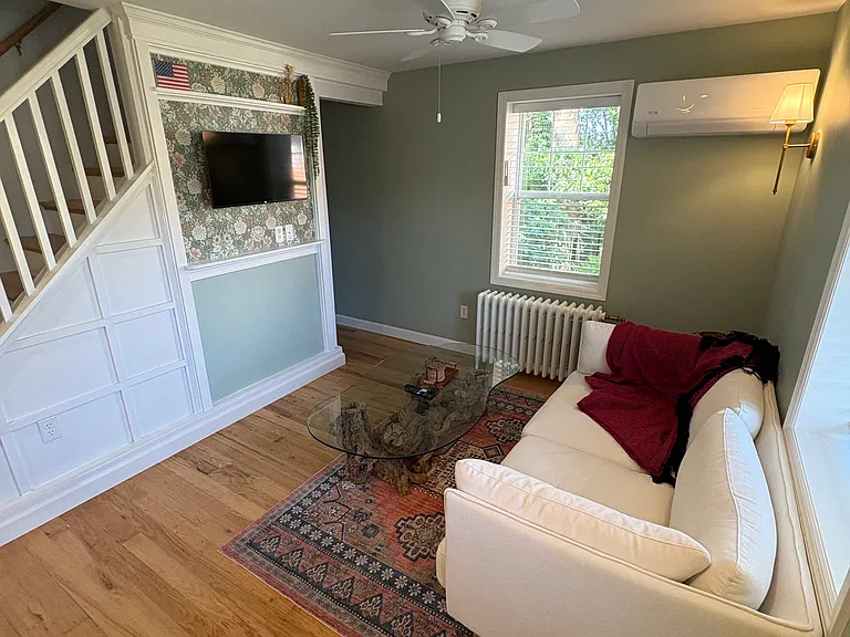 2444 S Oakland St — Photo 12
