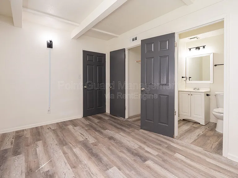 1335 W Dora St #1335 — Photo 10