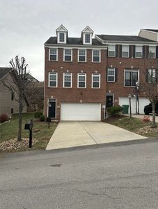 521 Gala Dr, Canonsburg, PA, 15317