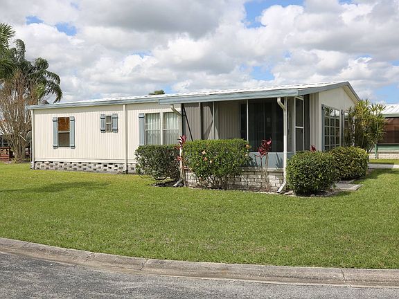 4th image of 8775 20th St Lot 321
