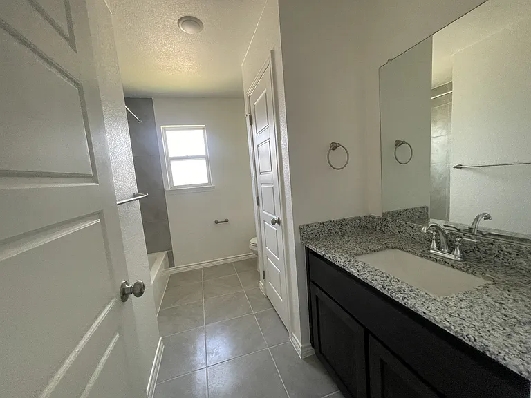 302 Agua Chiquita Ct #1 — Photo 4