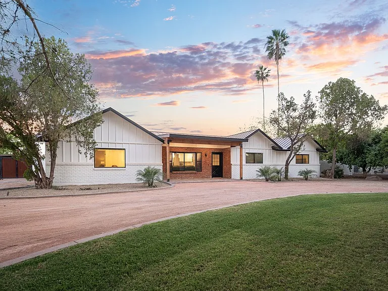 13839 E Ray Rd — Photo 16
