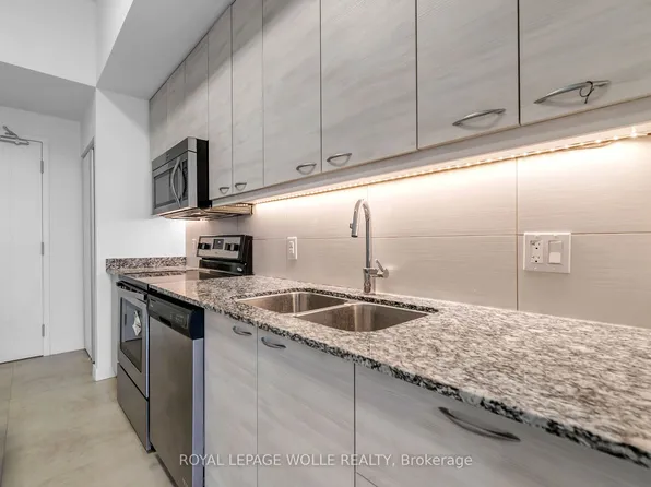 280 Lester St, Waterloo, ON