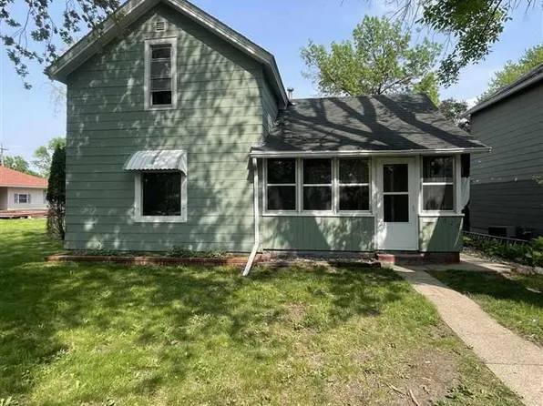 1020 N Main St, Fairmont, MN 56031