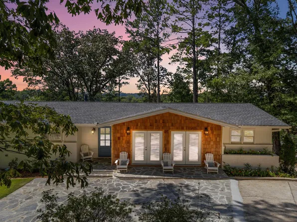 3528 Mountain Park Dr, Birmingham, AL 35213