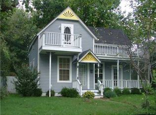 505 SE C St, Bentonville, AR 72712