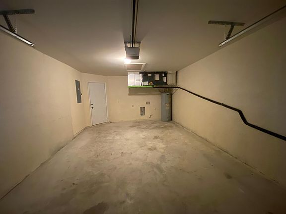 3rd image of 1313 SE 10th Ter