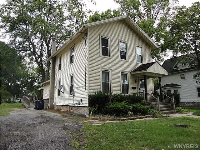 2nd image of 189 Church St