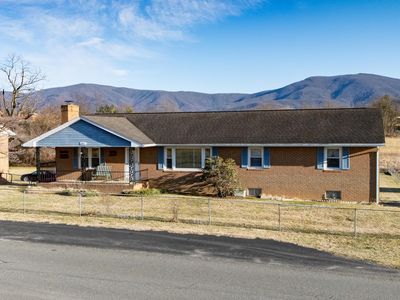 287 Al Good Dr, Stanley, VA, 22851