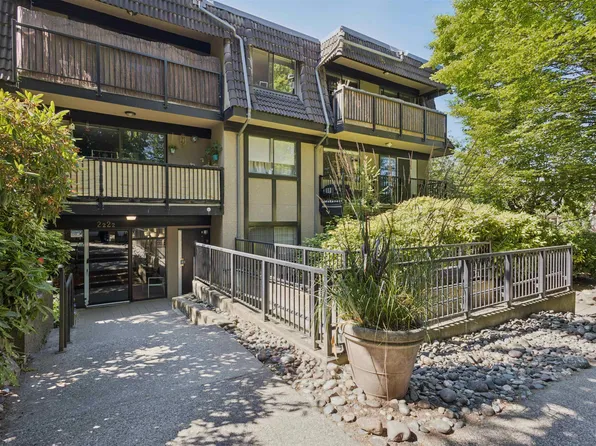 2222 Cambridge St #112, Vancouver, BC V5L 1E6