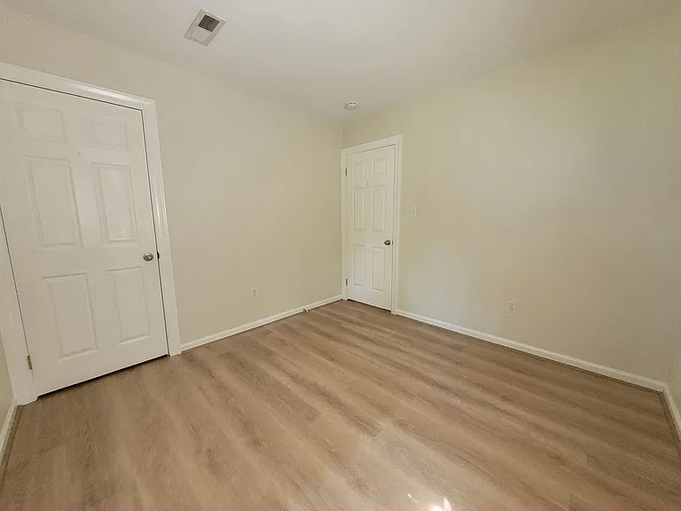2237 Maple St — Photo 13