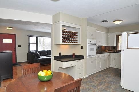 4th image of 4405 N 109th St