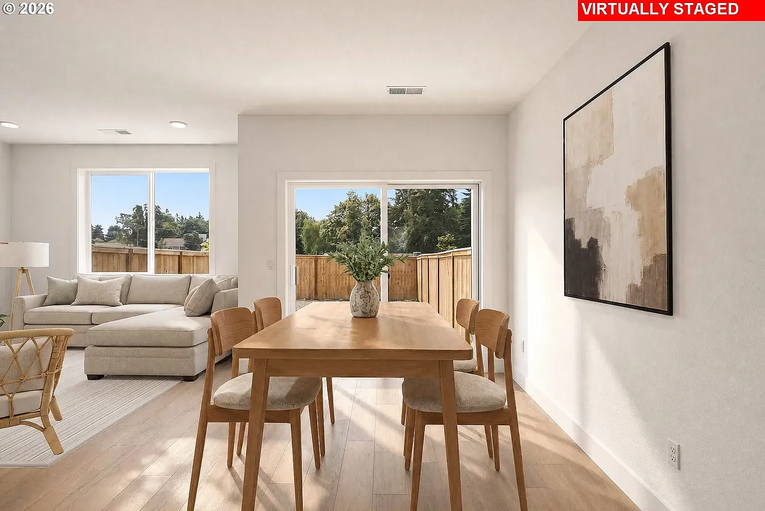 3 bed, 2.5 bath, 1814 sqft, $3,100 — Photo 3