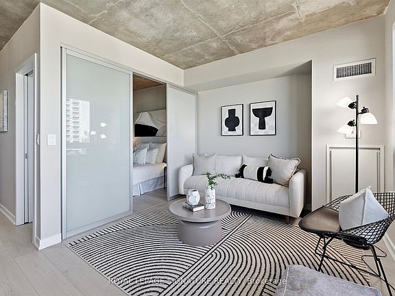 5th image of 59 E Liberty St #1010