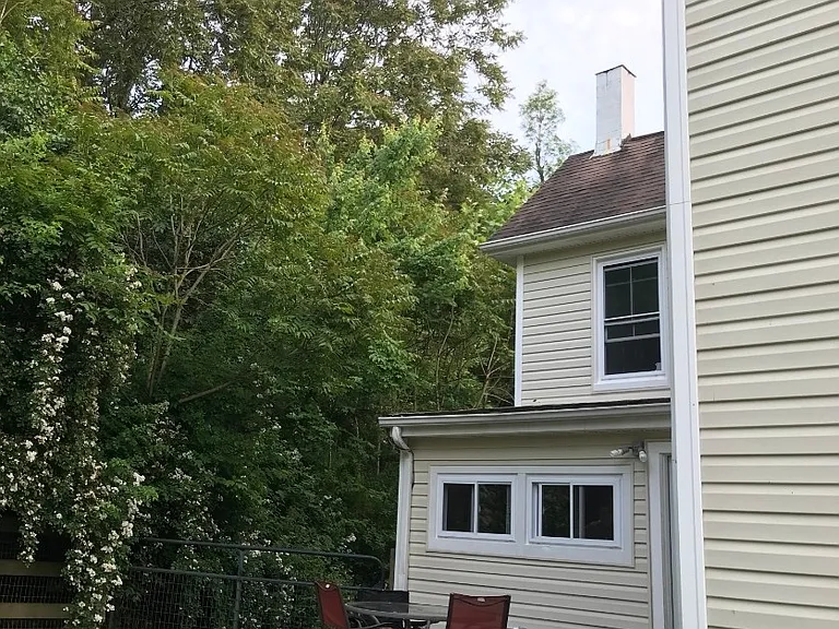 5105 Woodville Rd — Photo 13