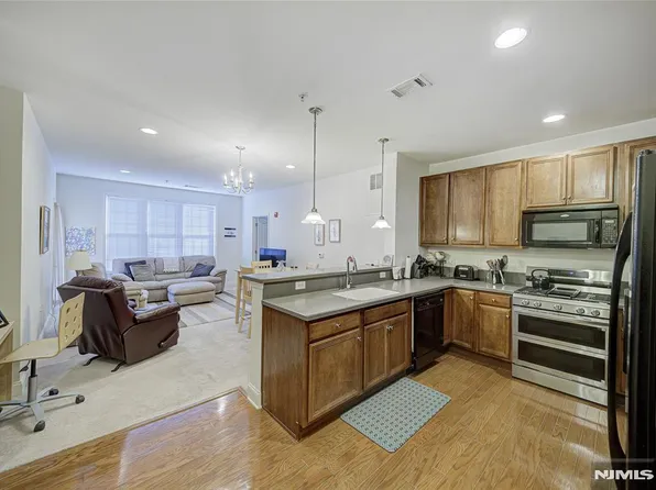 8217 Sanctuary Blvd Building 8, Riverdale, NJ 07457