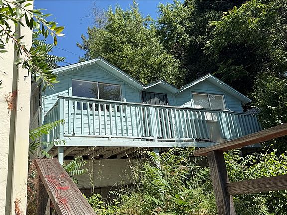 3rd image of 3084 Manzanita Rd