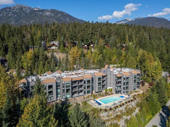 3217 Blueberry Dr #109, Whistler, BC V8E 0B8