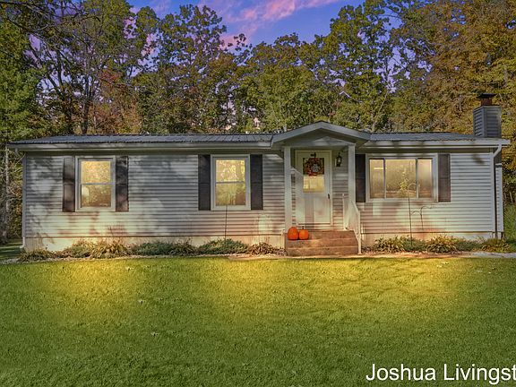 3rd image of 8673 Loveless Dr