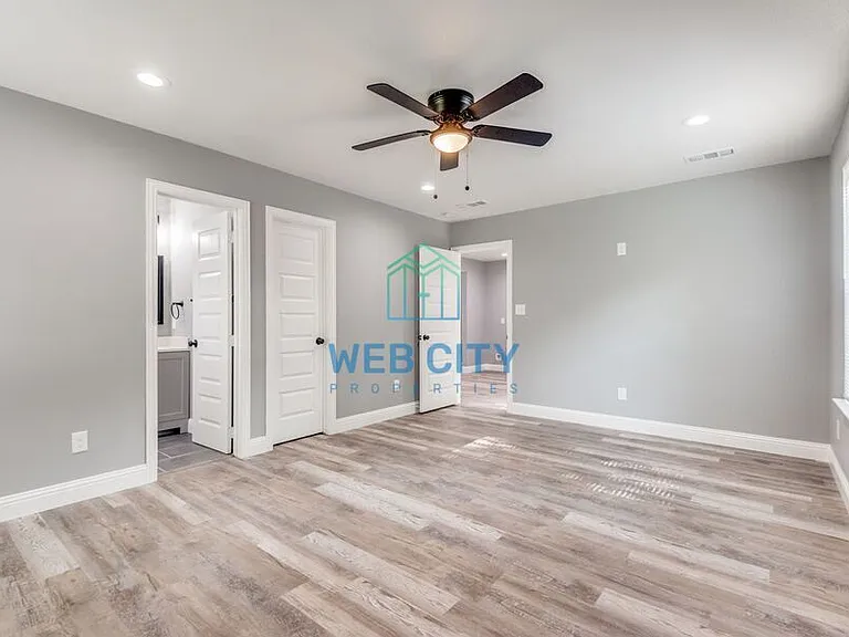 9214 Metz Ave — Photo 8
