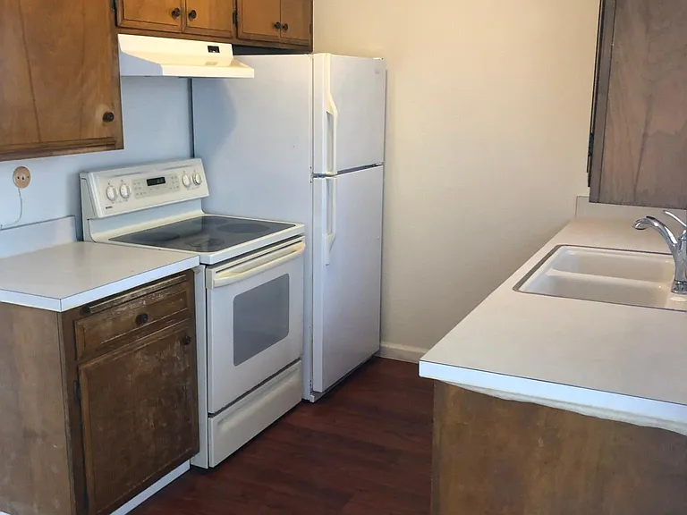1636 Oliver Ave #3 — Photo 4