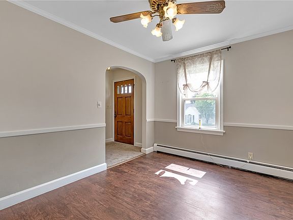5th image of 818 California Ave