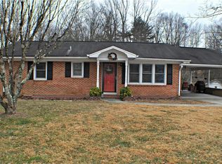 172 Myrtle Dr, Mount Airy, NC 27030