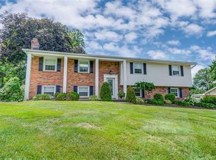 1700 Croydon Ln, Middletown, OH